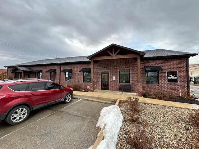 1527 Main St, Elwood, IN à vendre Photo principale– Image 1 sur 8