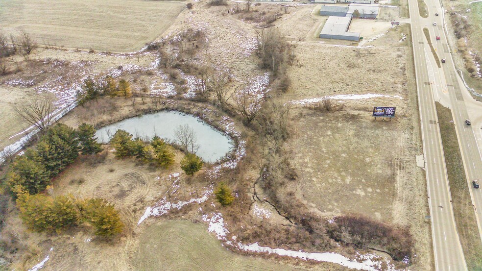 4000 Washington St, West Bend, WI à vendre - Photo de l’immeuble – Image 3 sur 4
