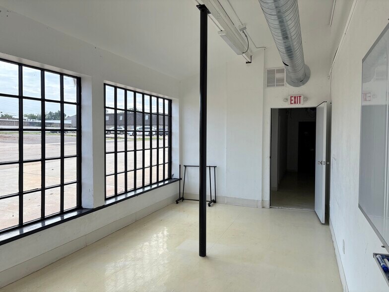 5708 N May Ave, Oklahoma City, OK à louer - Photo intérieure – Image 3 sur 4
