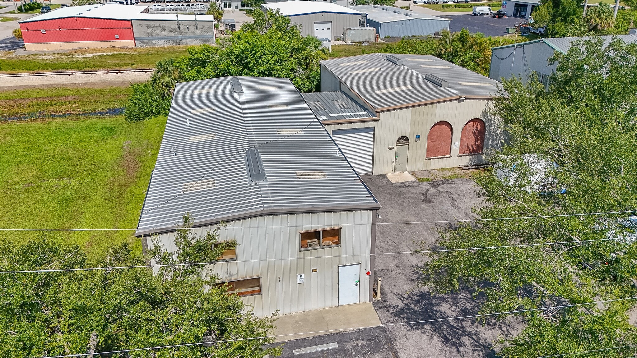 1731 Manzana Ave, Punta Gorda, FL à louer Photo de l’immeuble– Image 1 sur 18
