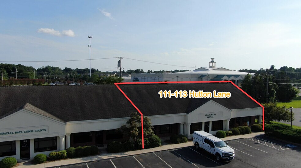 1008 Hutton Ln, High Point, NC à louer - Photo de l’immeuble – Image 3 sur 4