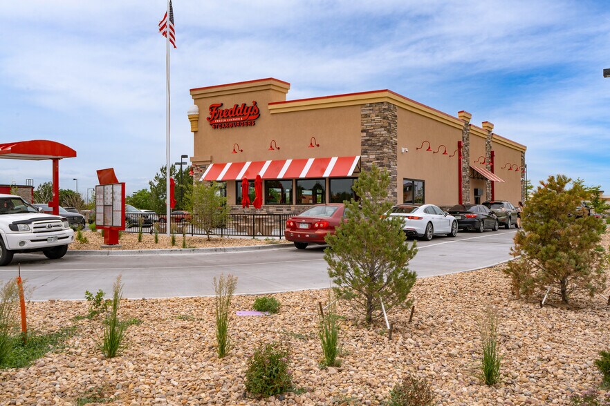 2203 Prairie Center Pky, Brighton, CO à vendre - Photo de l’immeuble – Image 3 sur 6