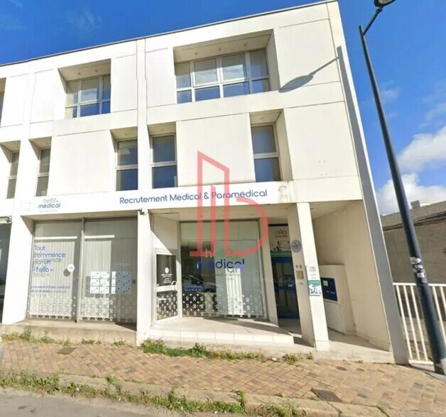 Bureau dans Bordeaux à louer - Photo de l’immeuble – Image 1 sur 7