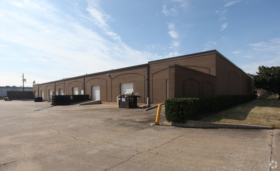 7230-7238 Wynnwood Ln, Houston, TX à louer - Photo de l’immeuble – Image 2 sur 2