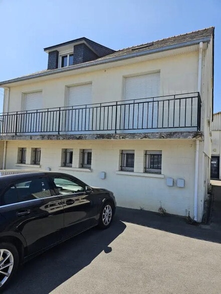 Bureau dans Le Rheu à louer - Photo de l’immeuble – Image 2 sur 9