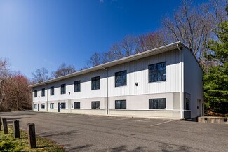 Plus de détails pour 106 Willenbrock Rd, Oxford, CT - Local d’activités à vendre