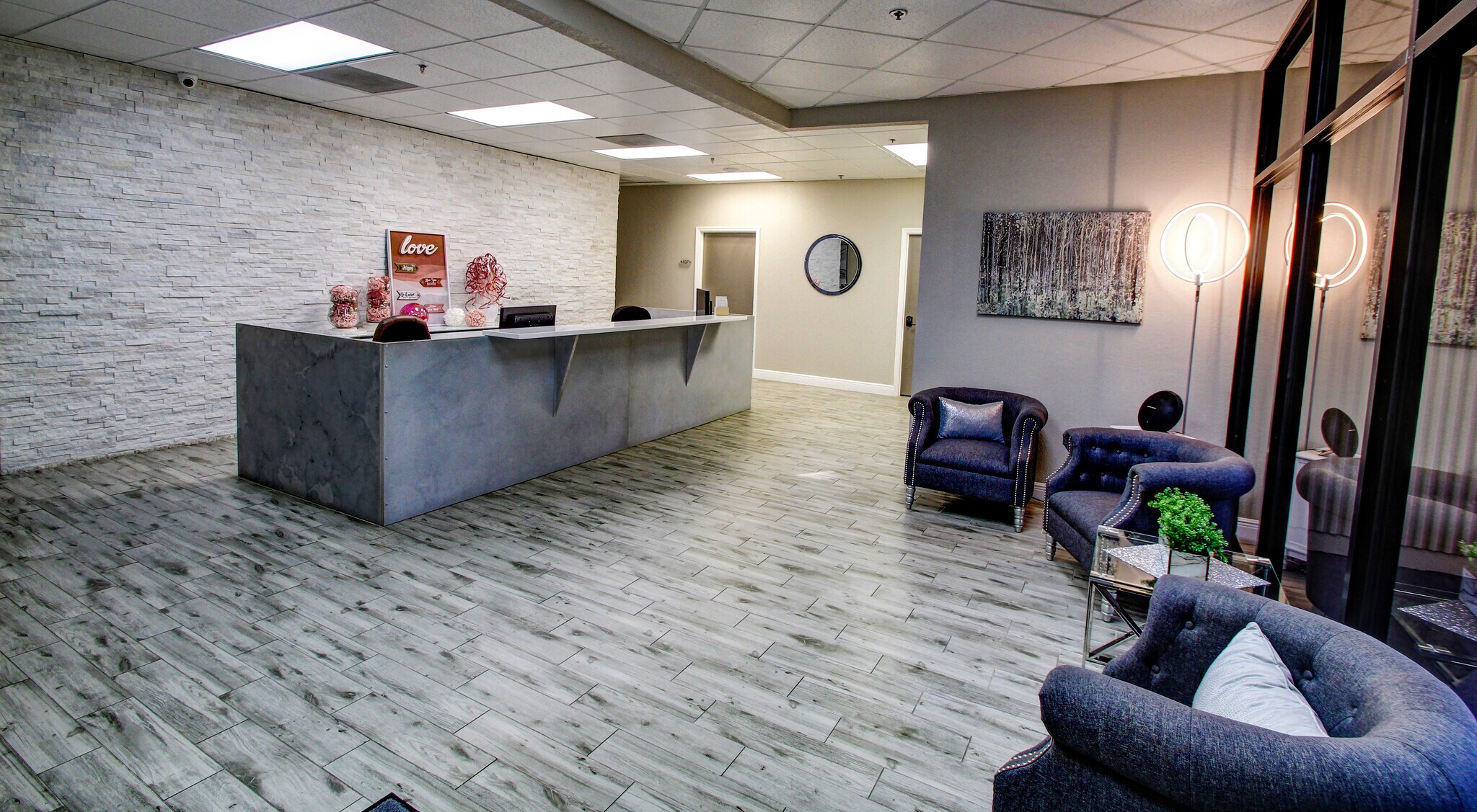 1211 Tech Blvd, Tampa, FL à louer Photo de l’immeuble– Image 1 sur 22