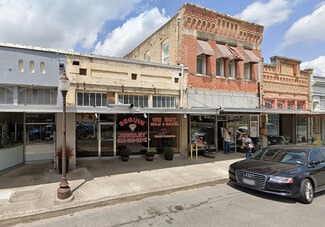 Plus de détails pour 108 N Austin St, Seguin, TX - Local commercial à vendre