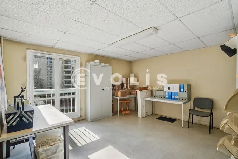 Bureau dans Noisy-le-Grand à vendre - Photo intérieure – Image 2 sur 10