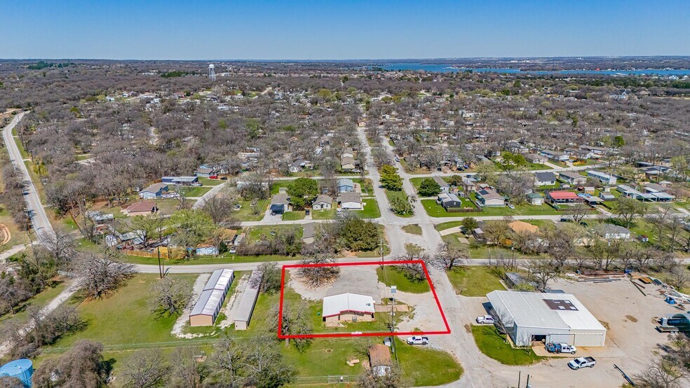 1300 Liberty School Rd, Azle, TX à vendre - Photo de l’immeuble – Image 3 sur 29