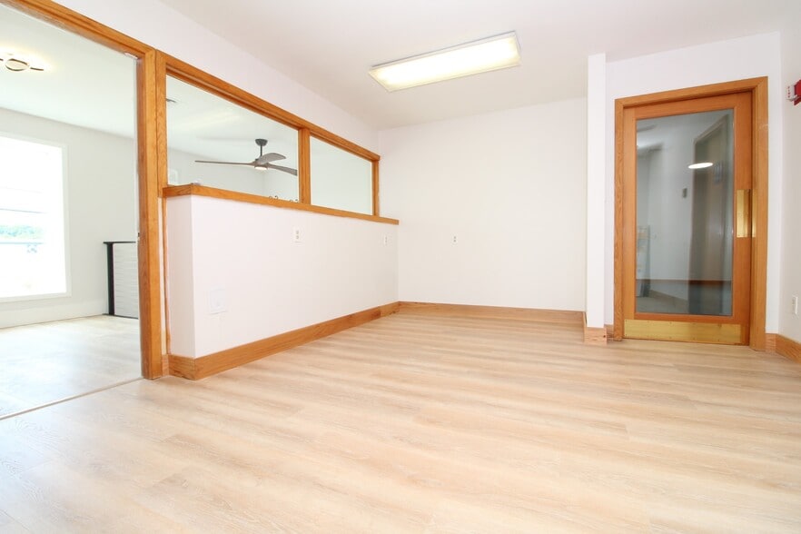 91 Larrabee Rd, Westbrook, ME à louer - Autre – Image 3 sur 11