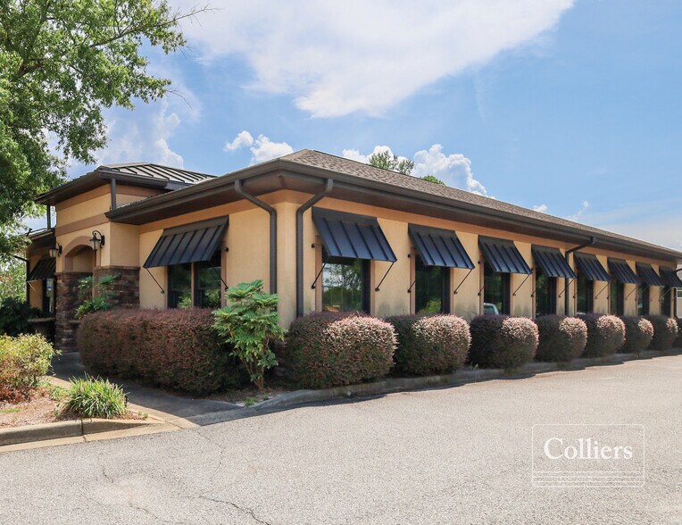 7335 St Andrews Rd, Irmo, SC à louer - Photo de l’immeuble – Image 1 sur 5