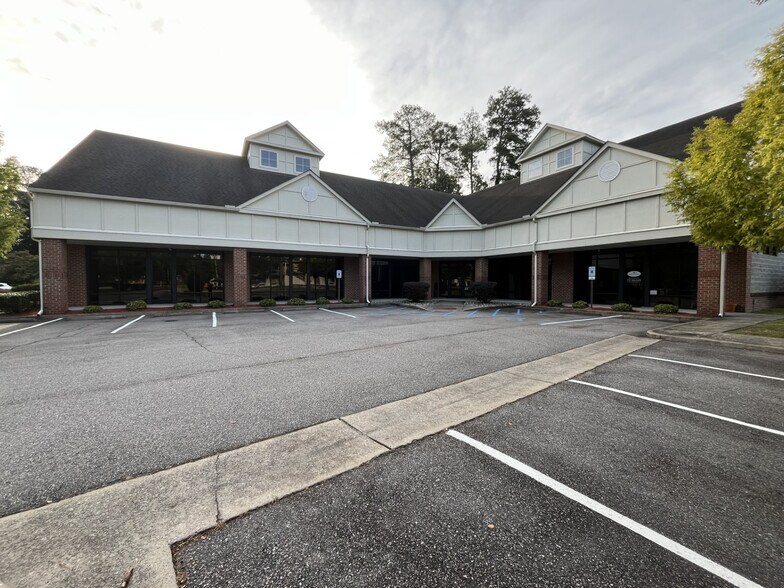 3207 Churchland Blvd, Chesapeake, VA à vendre - Photo de l’immeuble – Image 2 sur 9