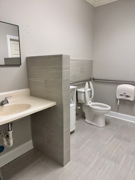 3535 Pelham Rd, Greenville, SC à louer - Photo intérieure – Image 3 sur 6