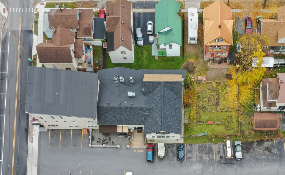 226 Webb St, Clayton, NY à vendre - Photo de l’immeuble – Image 2 sur 28