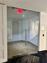 1560 Wilson Blvd, Arlington, VA à louer Photo intérieure– Image 1 sur 13