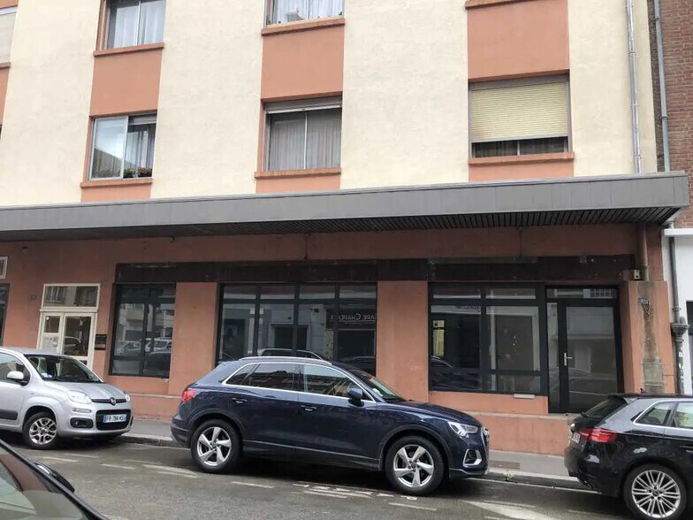 Local commercial dans Beauvais à louer - Photo de l’immeuble – Image 3 sur 8
