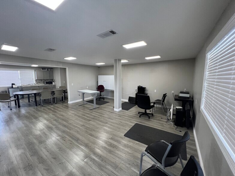 811 E Rancier Ave, Killeen, TX à louer - Photo de l’immeuble – Image 3 sur 9