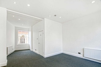 1 Albemarle Way, Londres à louer Photo intérieure– Image 1 sur 6