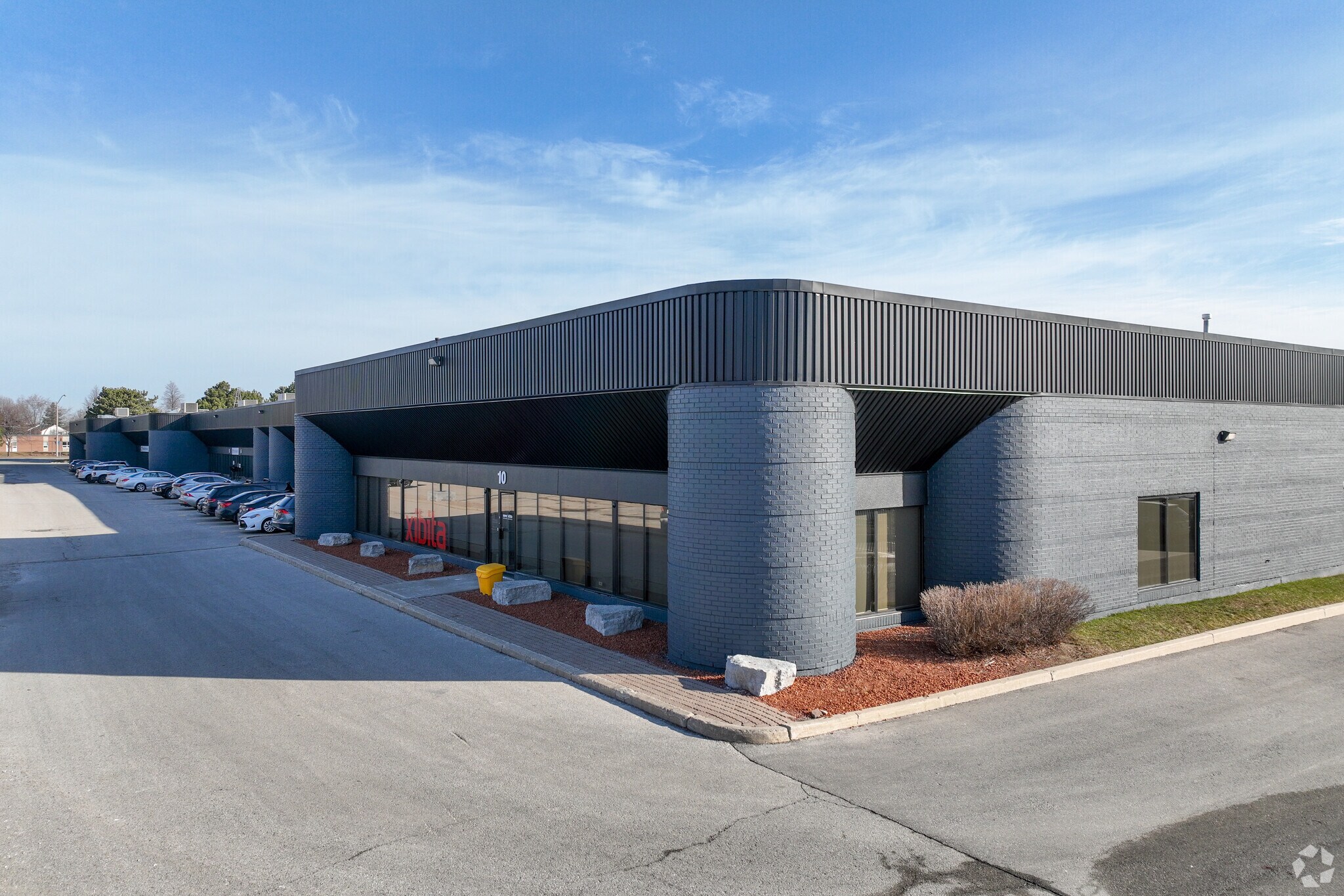 455 Milner Ave, Toronto, ON à vendre Photo principale– Image 1 sur 9