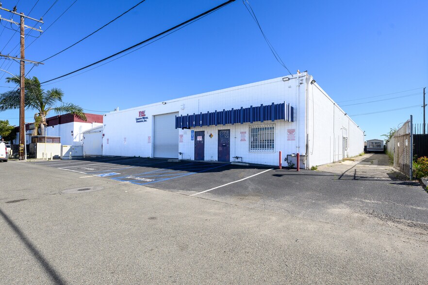 1160 Mercantile St, Oxnard, CA à vendre - Photo de l’immeuble – Image 3 sur 7