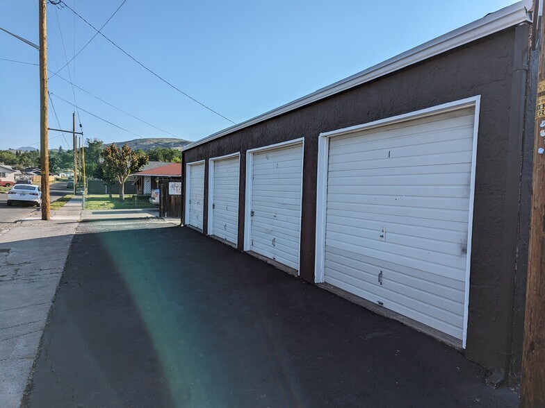 1717 Main St, Klamath Falls, OR à vendre - Photo de l’immeuble – Image 3 sur 30