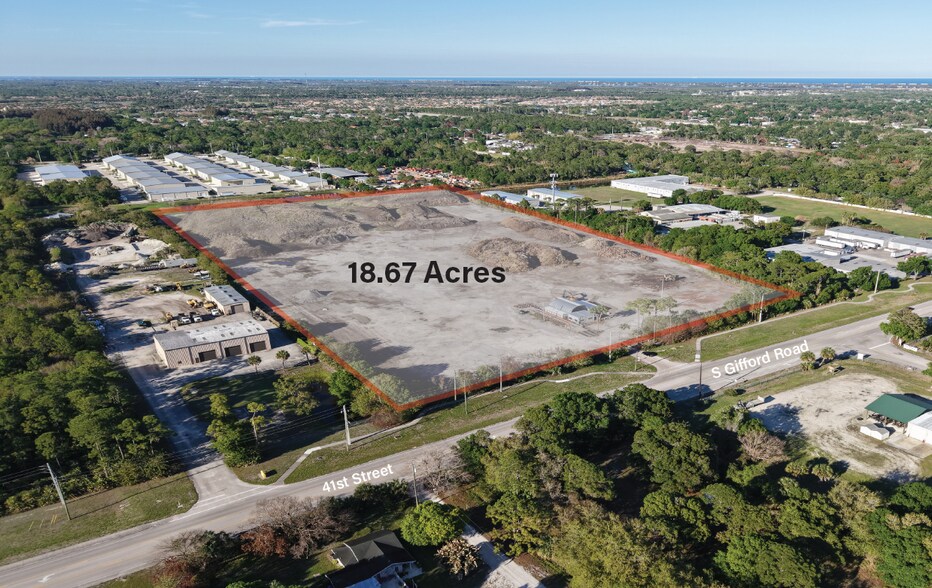 5420 41st St, Vero Beach, FL à vendre - Photo principale – Image 1 sur 4