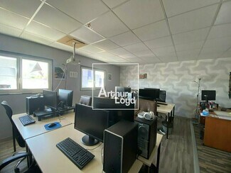 Plus de détails pour Bureau à louer