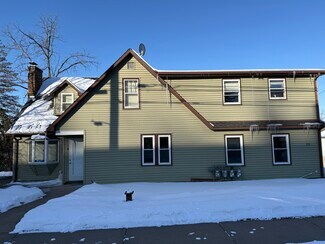 Plus de détails pour 213 S Adams St, Saint Croix Falls, WI - Bureau à louer