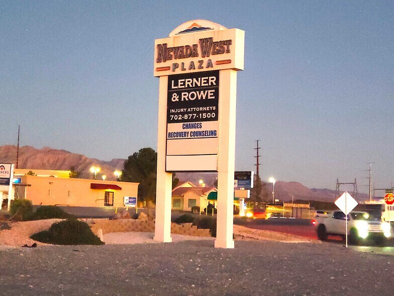 2220 Nevada West Blvd, Pahrump, NV à louer - Photo de l’immeuble – Image 2 sur 3
