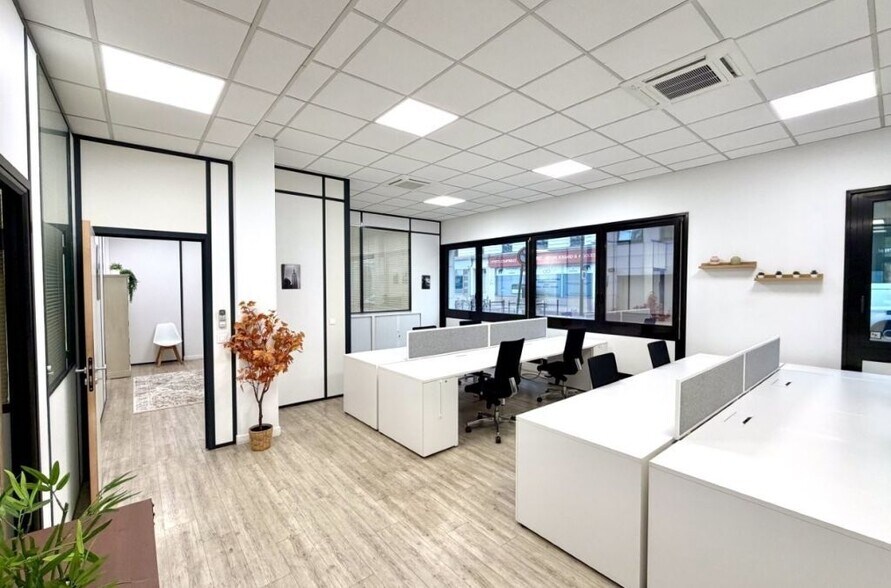 107-113 Rue Victor Hugo, Levallois-Perret à louer - Photo intérieure – Image 3 sur 10