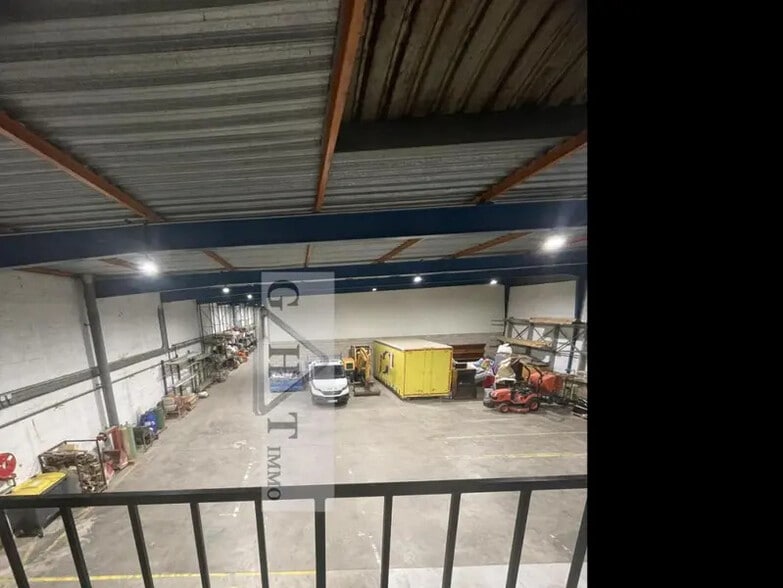 Industriel/Logistique dans Marines à vendre - Photo intérieure – Image 2 sur 6