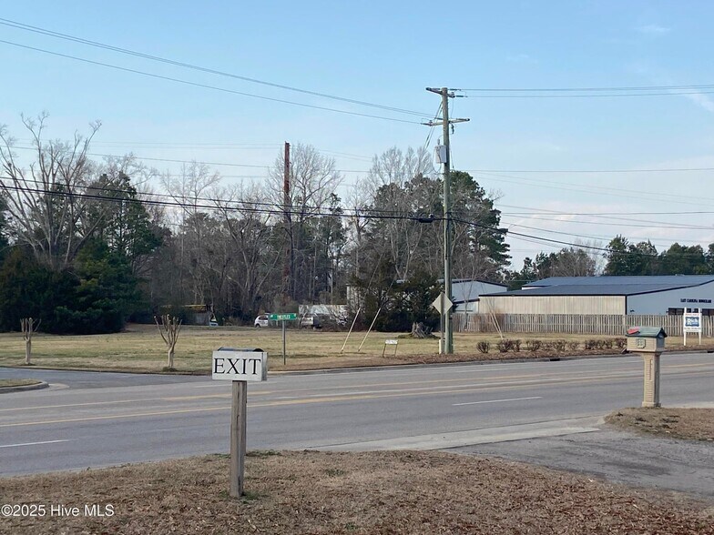 170 158 hwy, Camden, NC à vendre - Photo principale – Image 1 sur 1