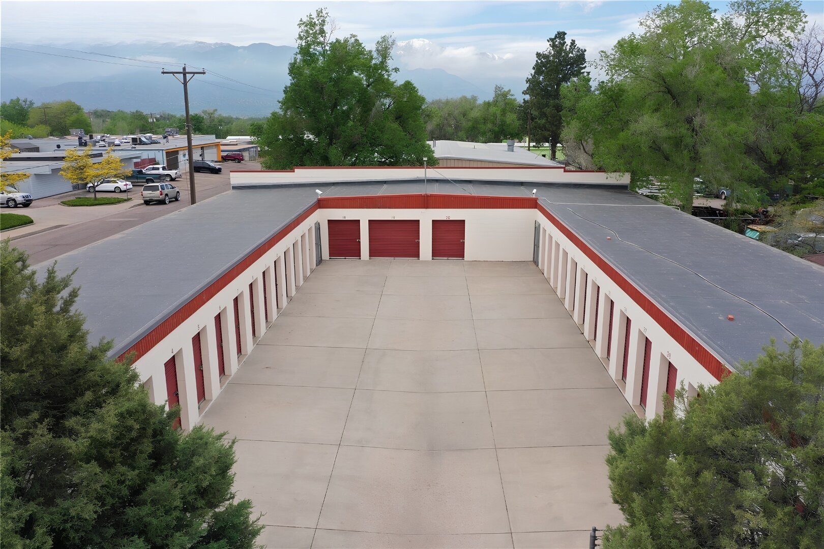 2625 Gunnison St, Colorado Springs, CO à vendre Photo de l’immeuble– Image 1 sur 2
