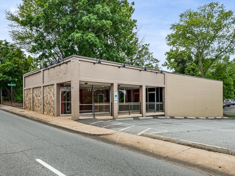 373 Biltmore Ave, Asheville, NC à louer - Photo de l’immeuble – Image 2 sur 38