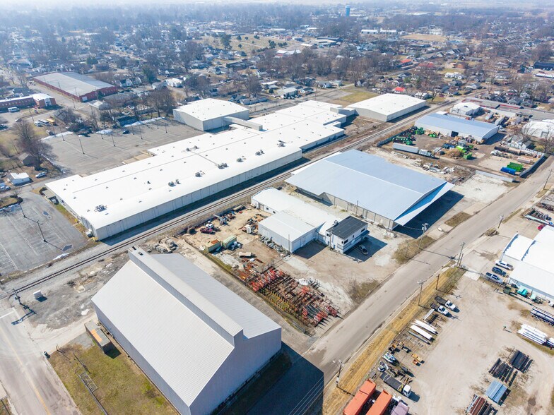 1602 W 7th St, Owensboro, KY à louer - Photo de l’immeuble – Image 2 sur 11
