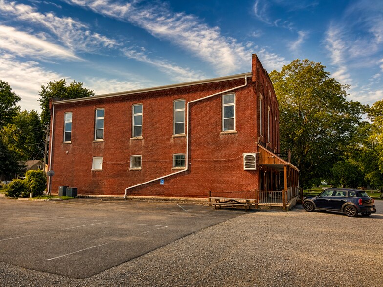 6943 Monroe, Stockwell, IN à vendre - Photo de l’immeuble – Image 2 sur 20