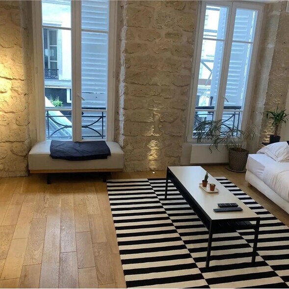 Local commercial dans Paris à louer - Photo de l’immeuble – Image 1 sur 6