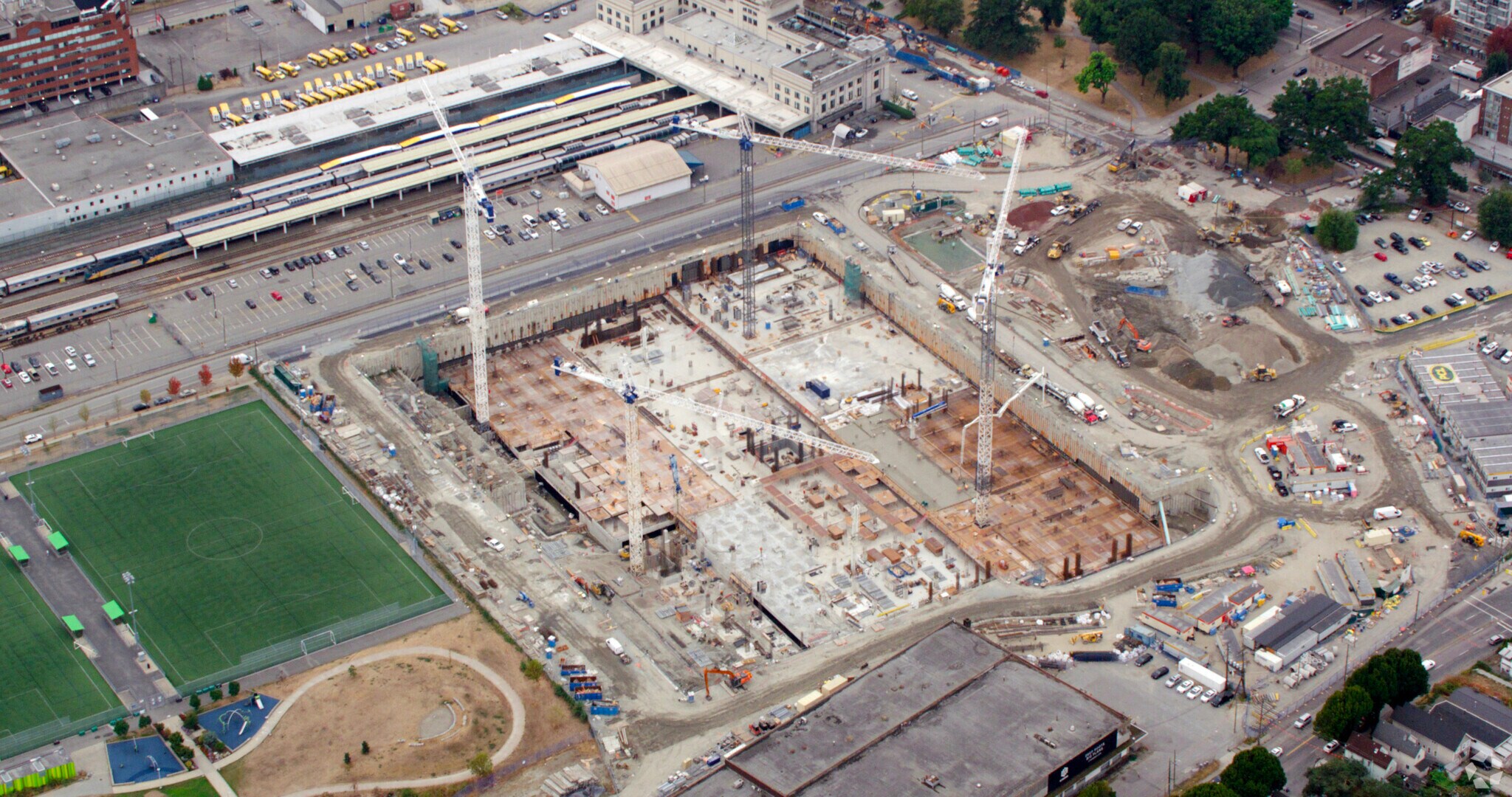 1002 Station St, Vancouver, BC à louer Photo de l’immeuble– Image 1 sur 2