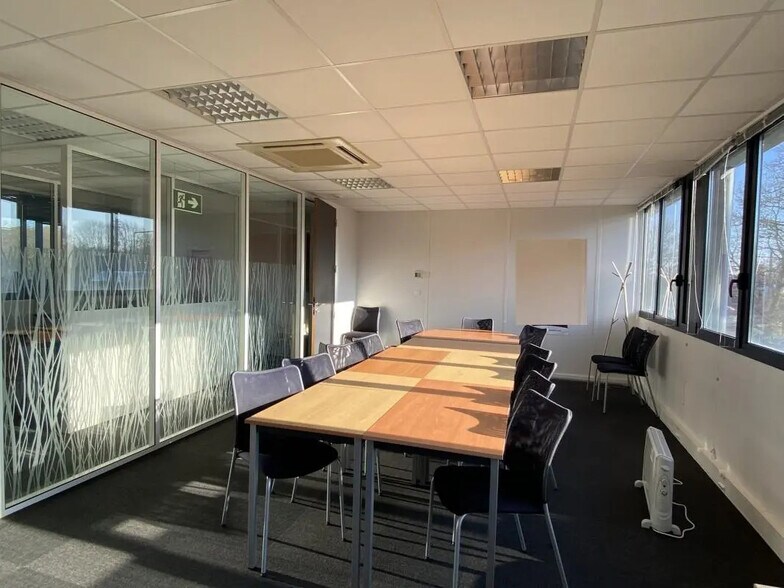 Bureau dans Rennes à louer - Photo de l’immeuble – Image 2 sur 6