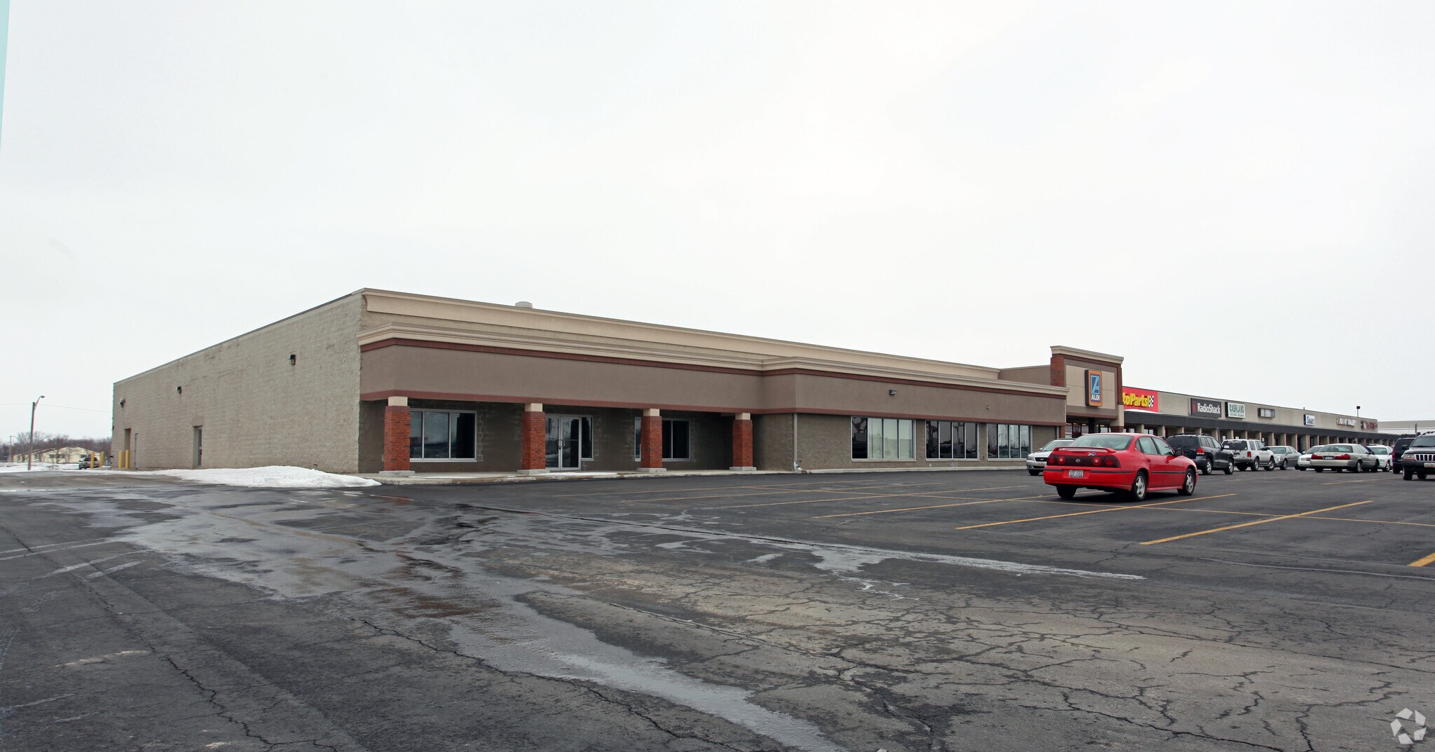 1240-1270 Bellefontaine St, Wapakoneta, OH à louer Photo principale– Image 1 sur 11
