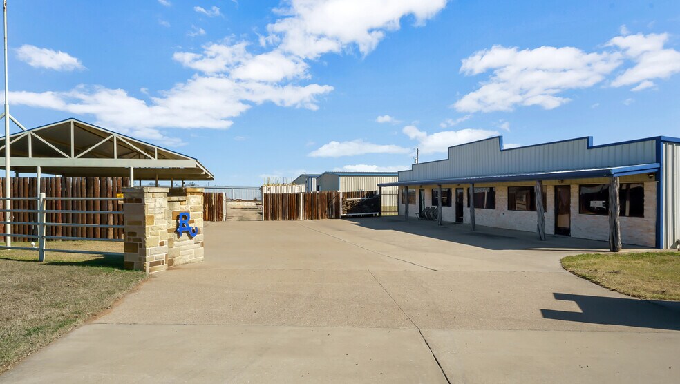 5778 FM 933, Whitney, TX à vendre - Photo de l’immeuble – Image 3 sur 19