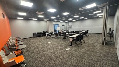 8745 E Orchard Rd, Greenwood Village, CO à louer Photo intérieure– Image 1 sur 7