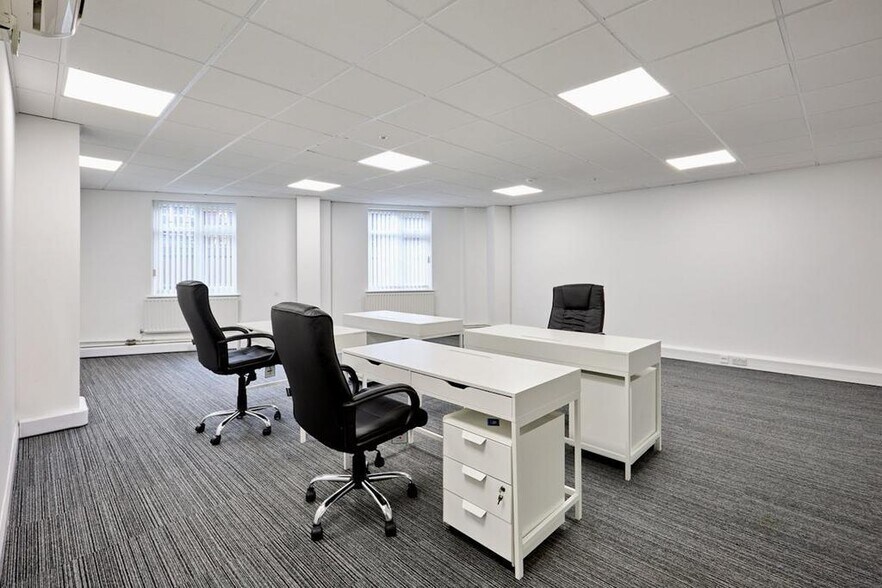 Shackleford Rd, Elstead à louer - Photo de l’immeuble – Image 3 sur 8