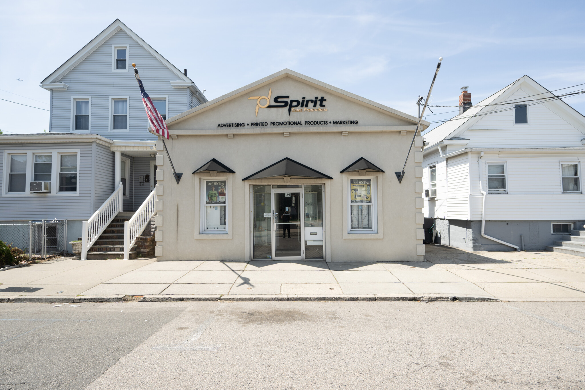 139 S Main St, Hackensack, NJ à louer Photo de l’immeuble– Image 1 sur 12
