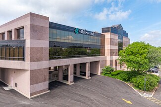 Plus de détails pour 2000 W Galena Blvd, Aurora, IL - Bureau à louer
