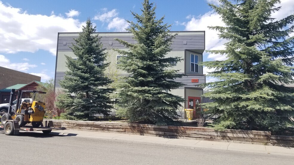 121 Honeysuckle St, Bellevue, ID à vendre - Photo de l’immeuble – Image 2 sur 19