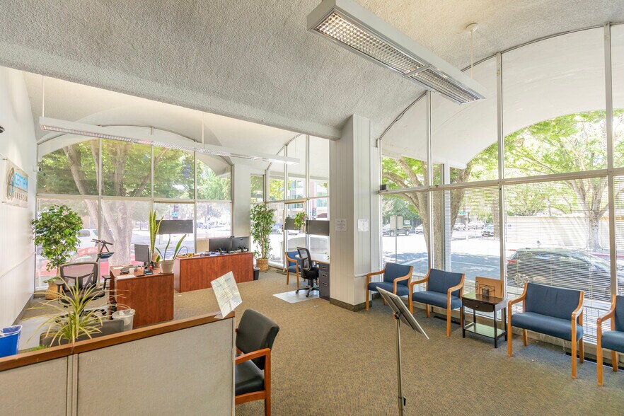 901 H St, Sacramento, CA à louer - Photo de l’immeuble – Image 3 sur 28