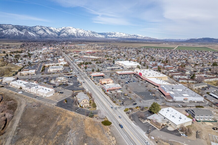 1329 US Highway 395 N, Gardnerville, NV à louer - Photo de l’immeuble – Image 3 sur 8
