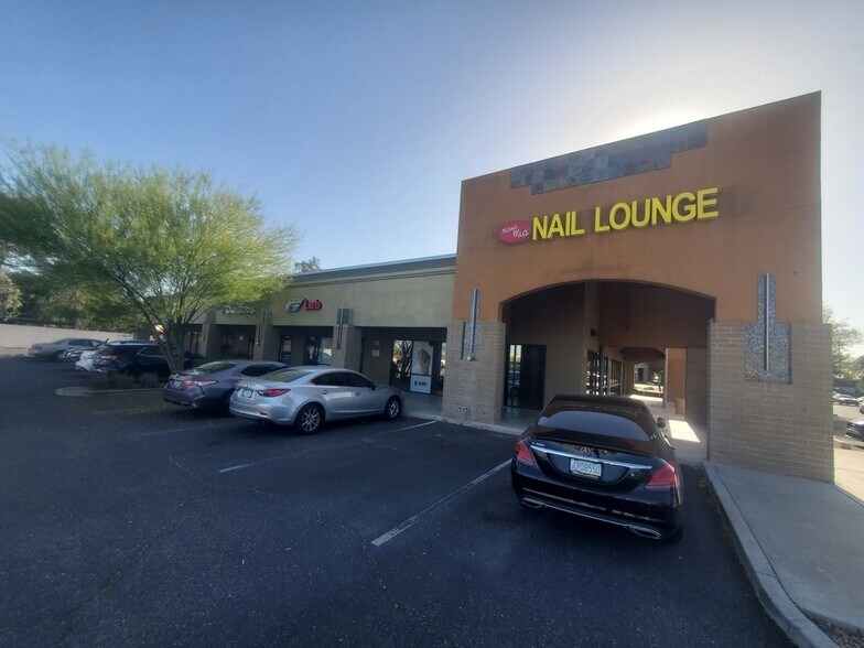 5111-5159 W Thunderbird Rd, Glendale, AZ à louer - Photo de l’immeuble – Image 2 sur 8